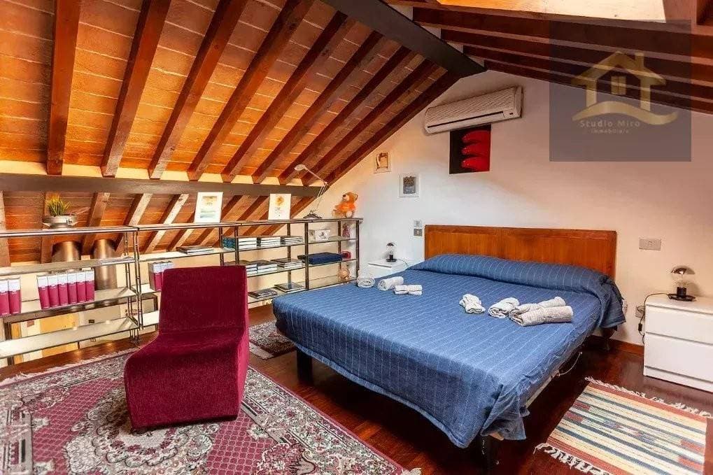 Bilocale viale Mentana, Centro Storico, Parma