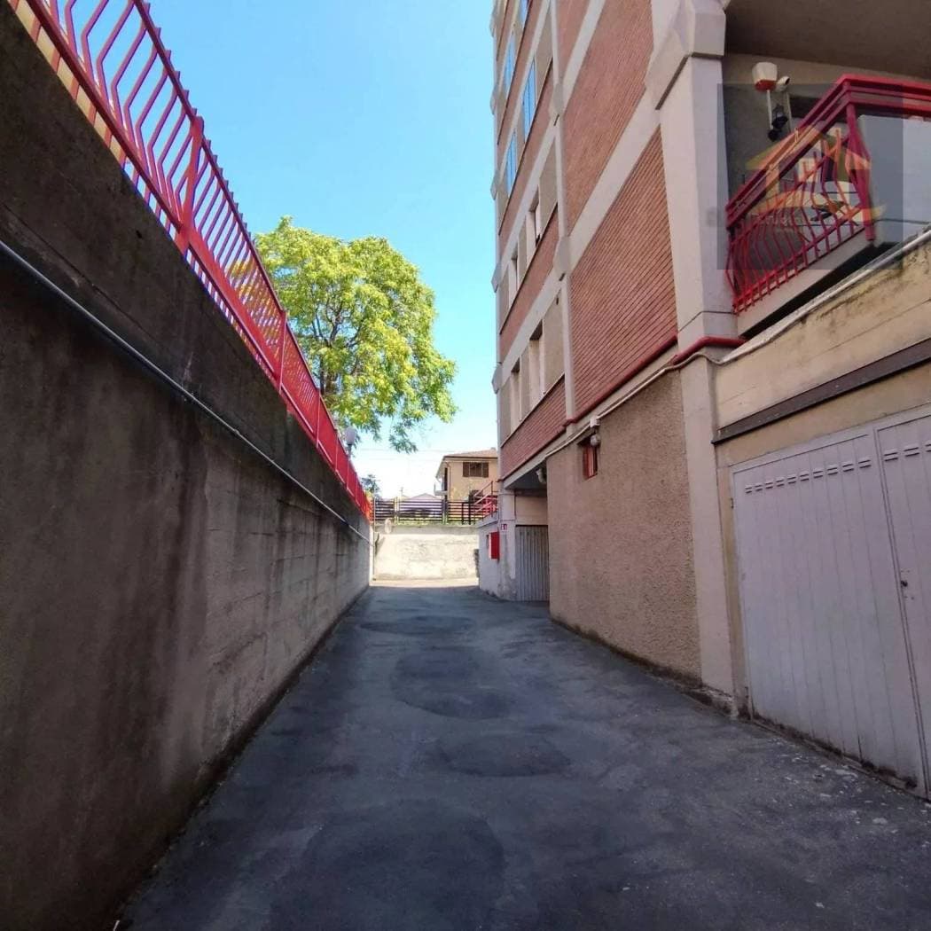 Garage - Box in Vendita