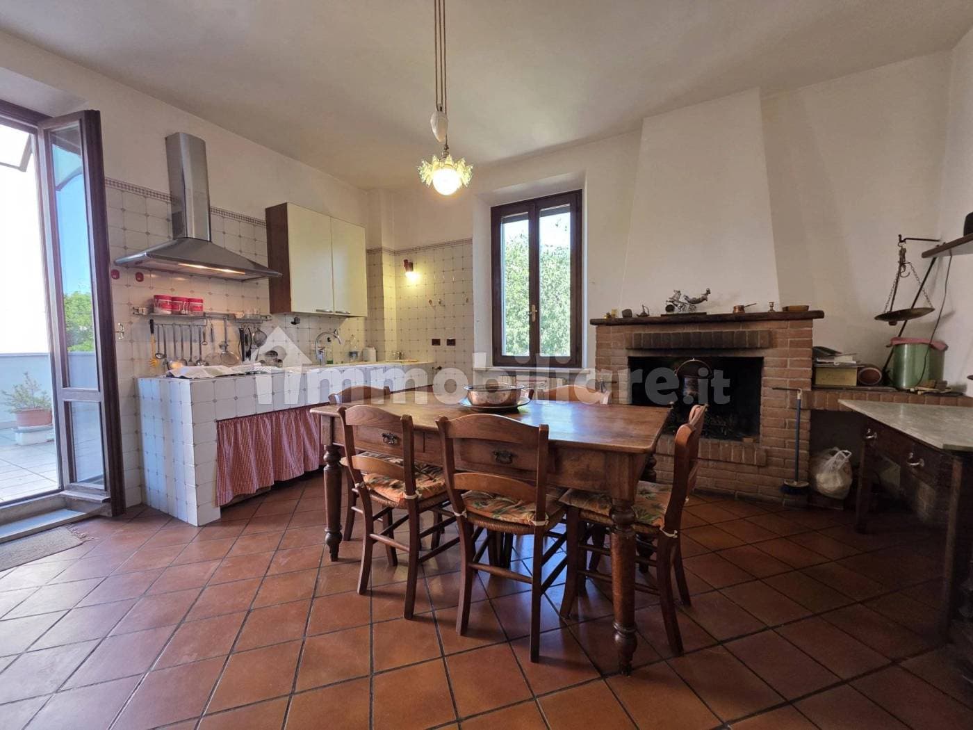 Quadrilocale via Compostela, Vicofertile, Parma