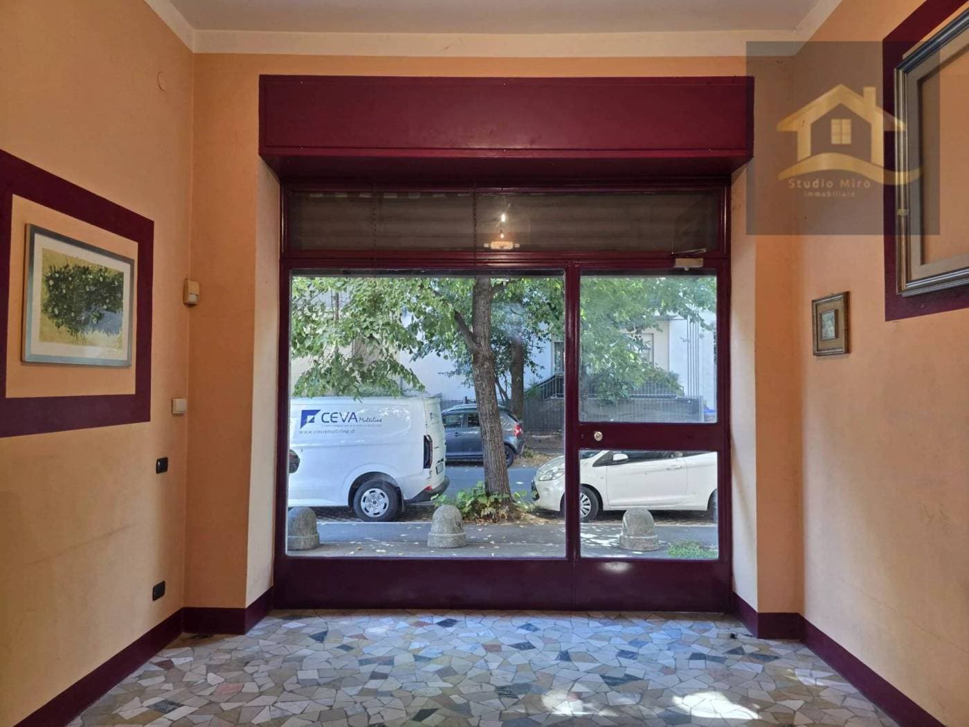 Locale commerciale in Affitto
