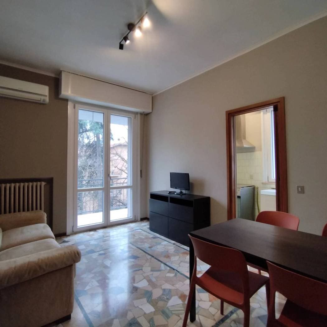 Trilocale via Rosolino Pilo, Ospedale - Volturno, Parma
