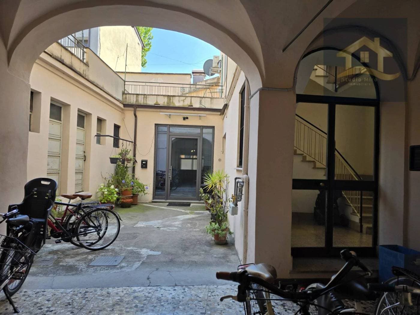Appartamento da ristrutturare, primo piano, Parma
